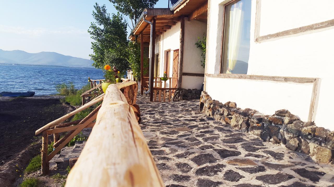 Hotel Bashinjaghyan Sevan Bagian luar foto