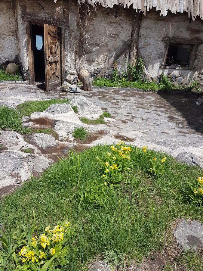 Hotel Bashinjaghyan Sevan Bagian luar foto