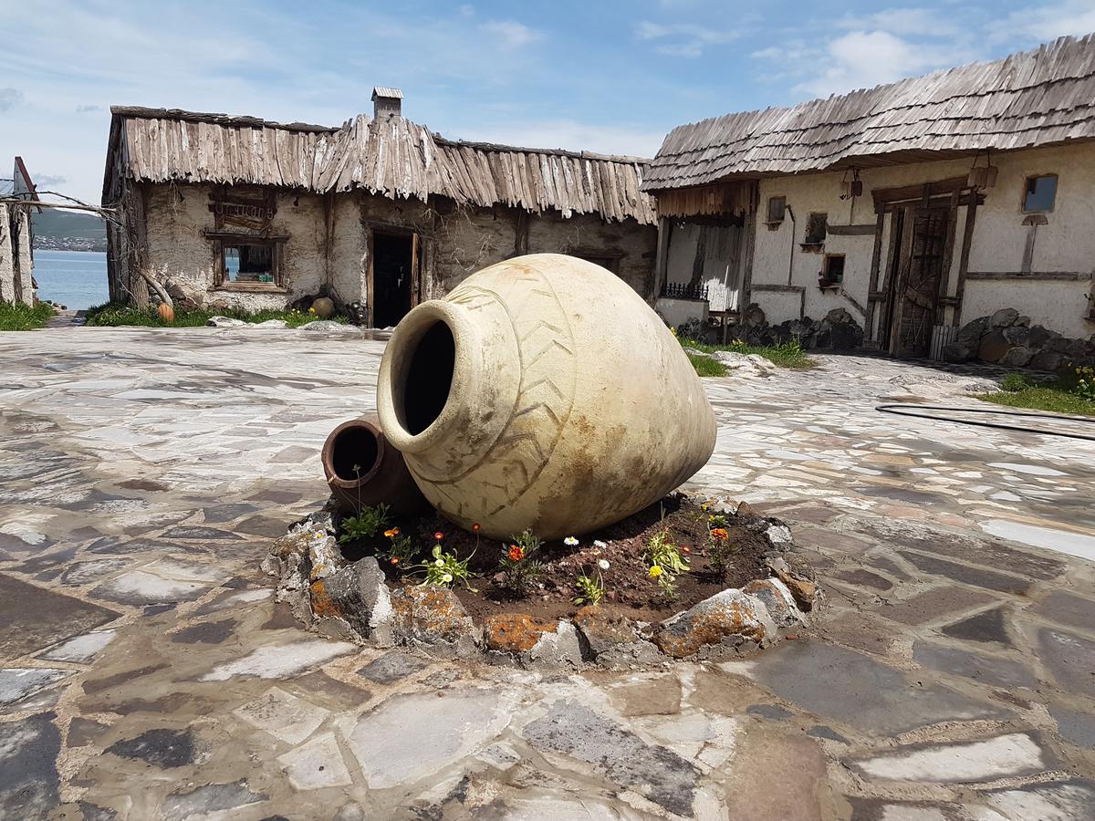 Hotel Bashinjaghyan Sevan Bagian luar foto