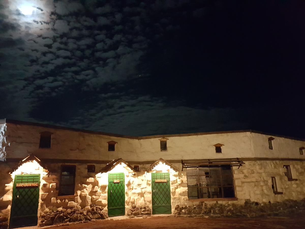 Hotel Bashinjaghyan Sevan Bagian luar foto